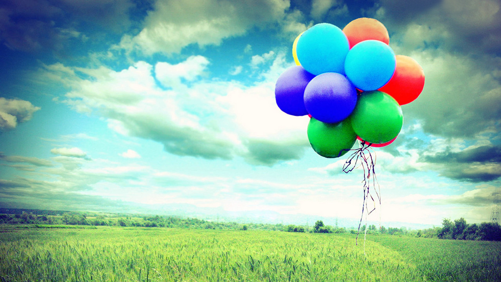 气球飞的高摄影图片-气球飞的高摄影作品-千库网