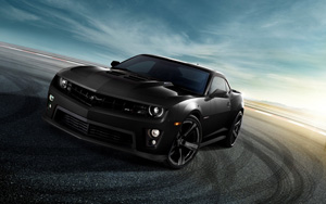 ɫѩCamaro ZL1ֽ