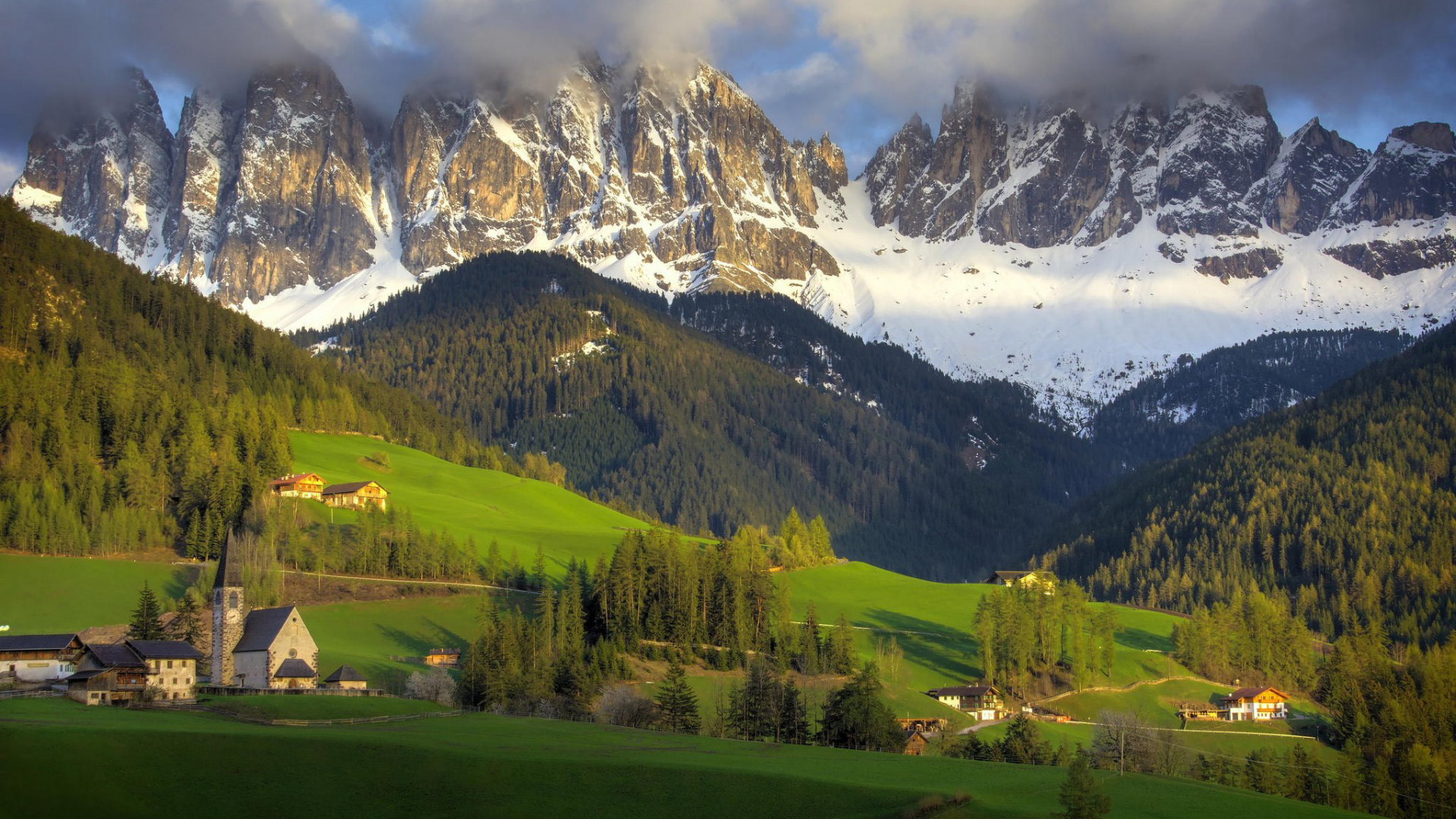 阿尔卑斯山 森林 雪山 房屋 自然图片 风景壁纸 风景壁纸 壁纸下载 彼岸桌面