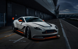 ˹١2015꣬V12ۣGT3˹дֽ
