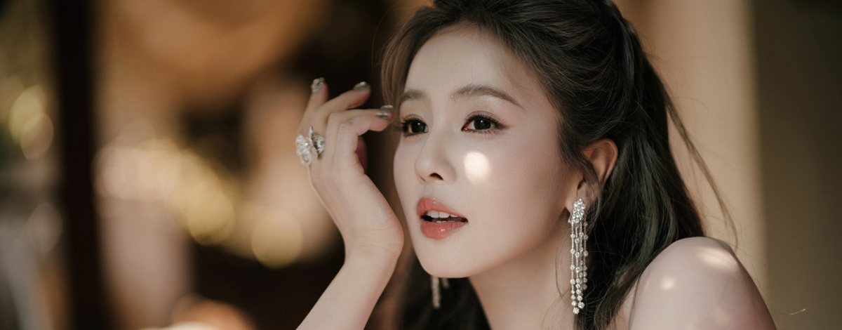 唯美光影靓丽美女白鹿 4k电脑壁纸