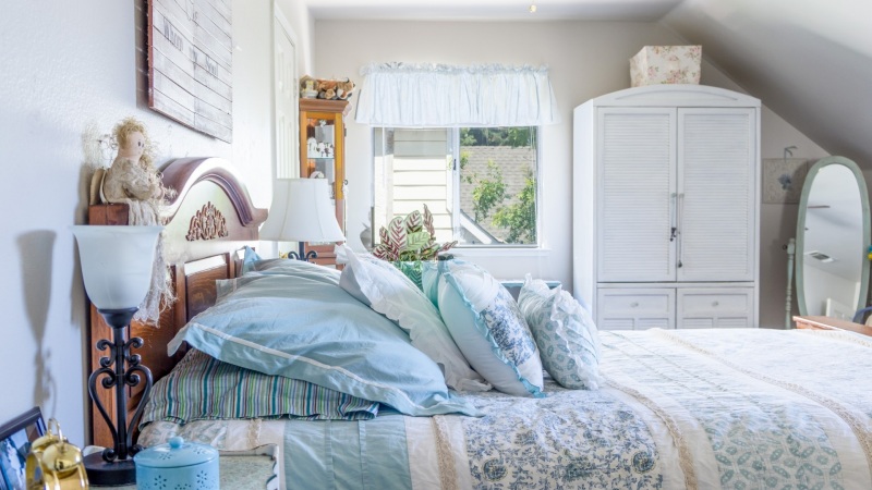 漂亮的卧室,床,枕头,衣柜,装饰,卧室效果图桌面壁纸