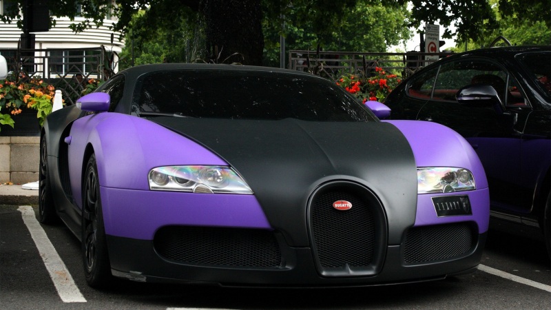 紫色布加迪汽车桌面壁纸